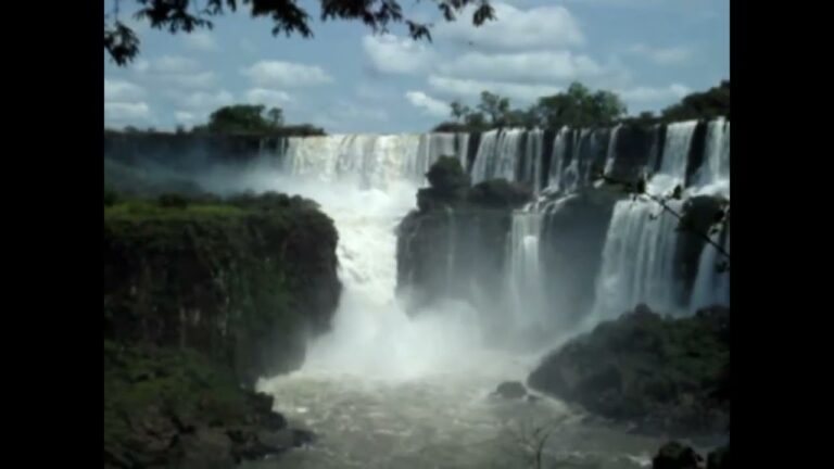 Iguazu Falls Border Brasil – Argentina